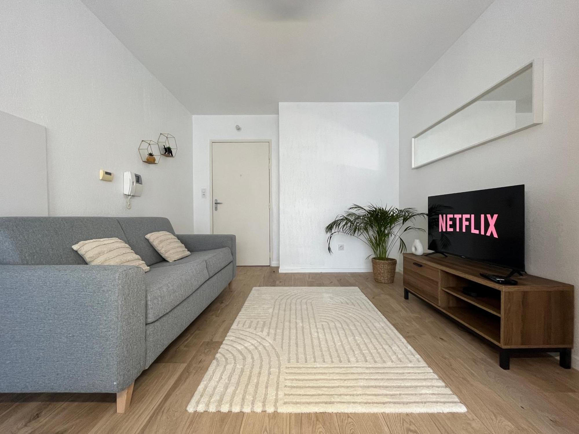 Apartamento Petit Cocon Paisible Le Mans Exterior foto