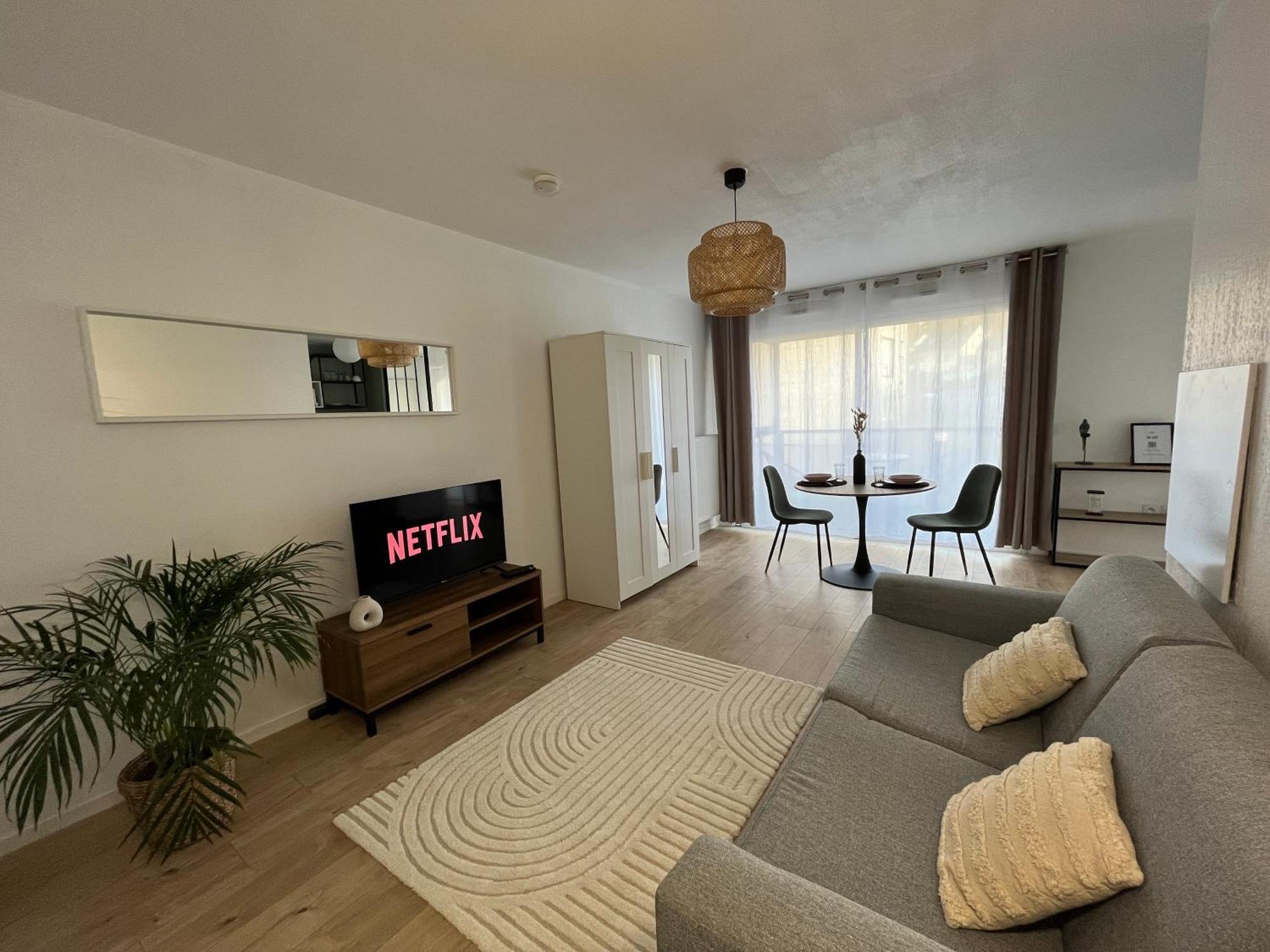 Apartamento Petit Cocon Paisible Le Mans Exterior foto