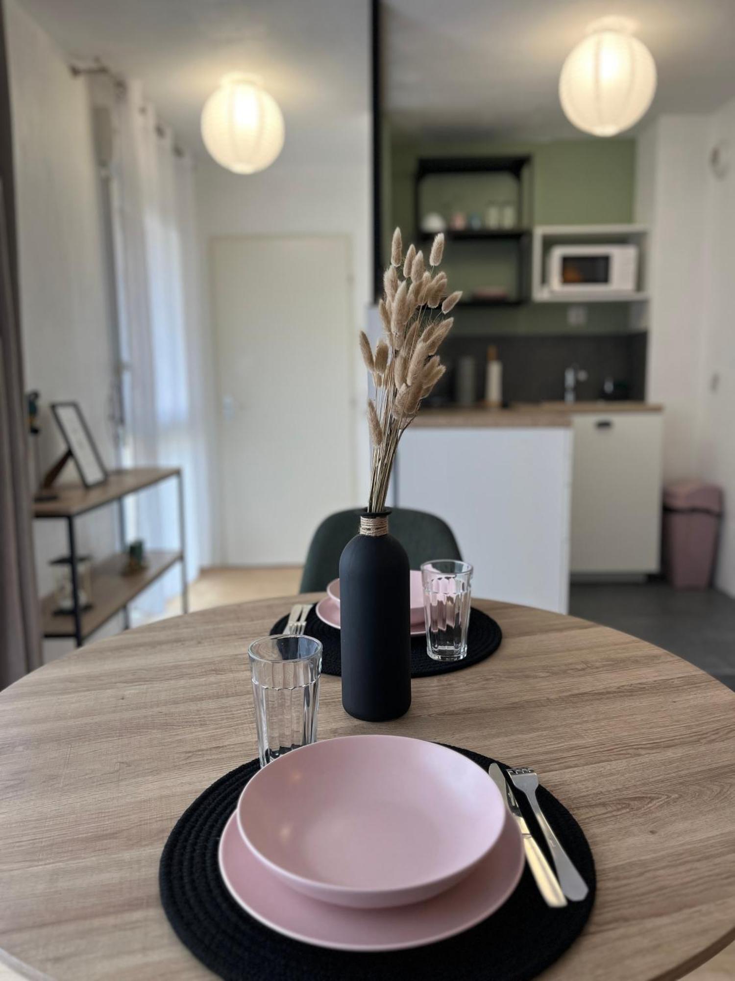 Apartamento Petit Cocon Paisible Le Mans Exterior foto