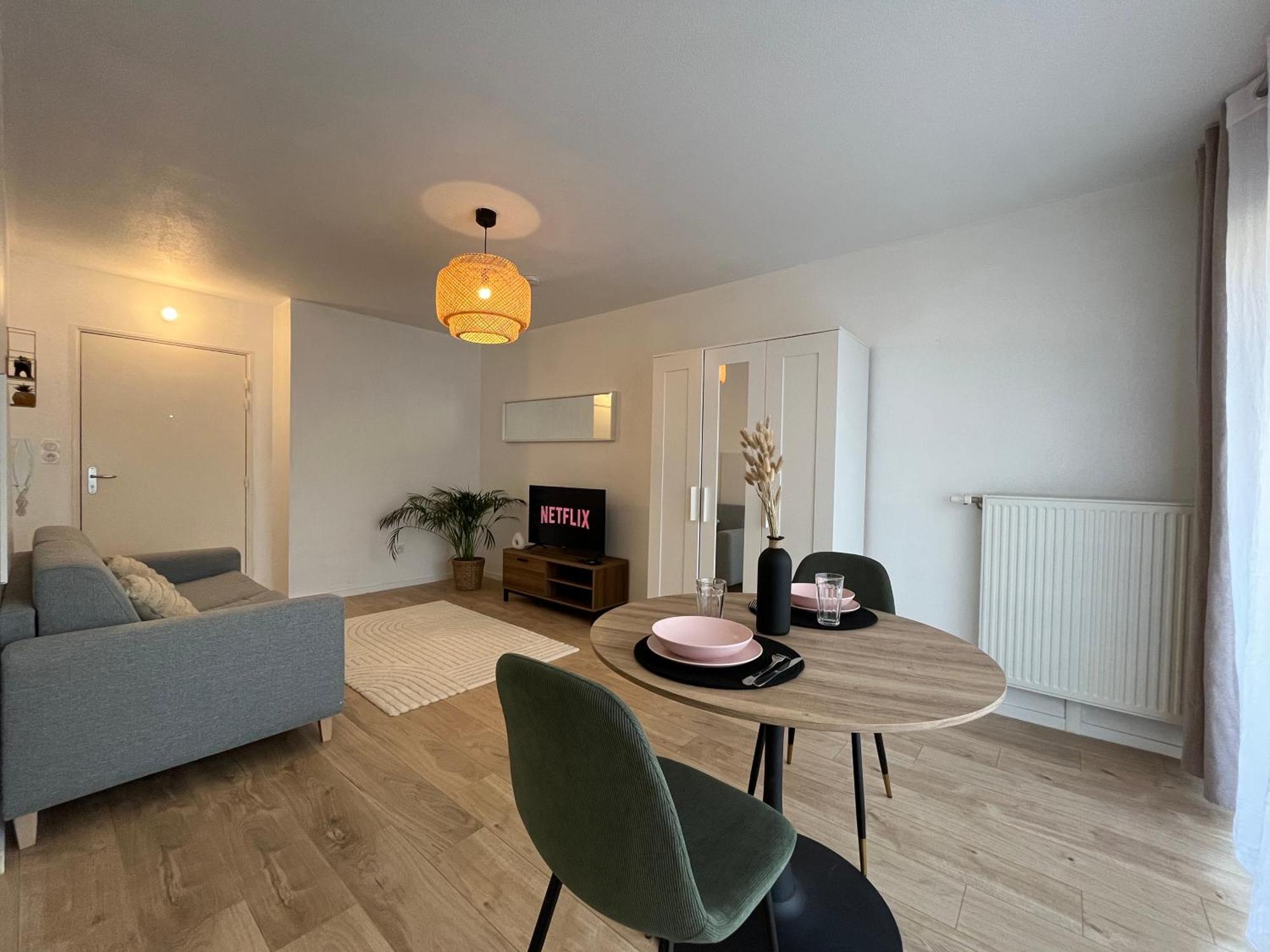 Apartamento Petit Cocon Paisible Le Mans Exterior foto
